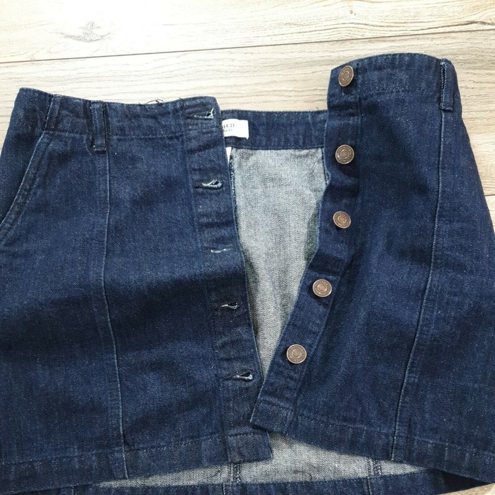 Forever 21 Womens Denim Mini Skirt US 28 Full Front Button Blue Dress Party - Picture 5 of 9